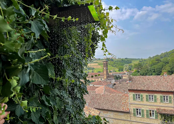 Ai Leoni Ruggenti Dimora Della Storia E Del Relax In Monferrato